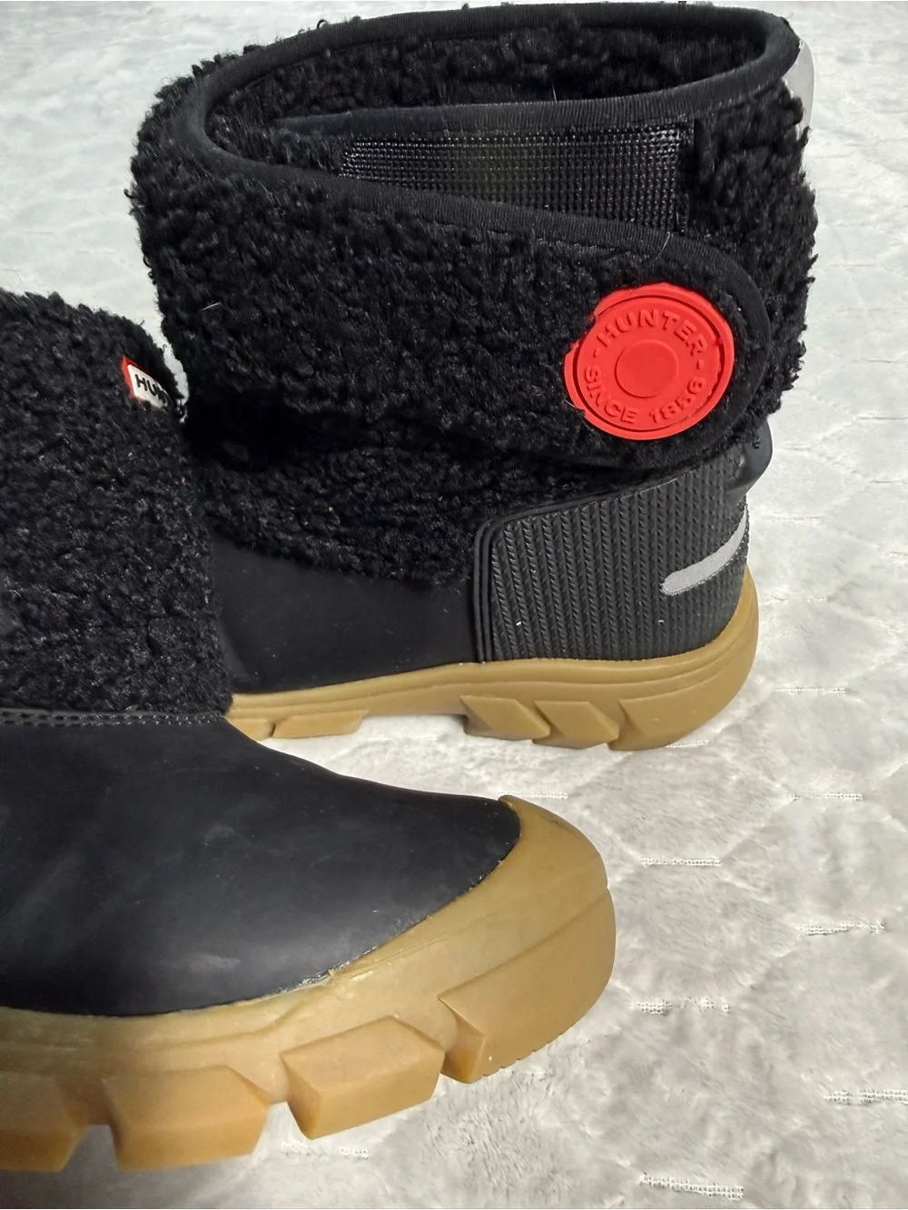 Hunter Roll Top Rain Boots Youth Size 3 Black Fleece Lined Gum Sole